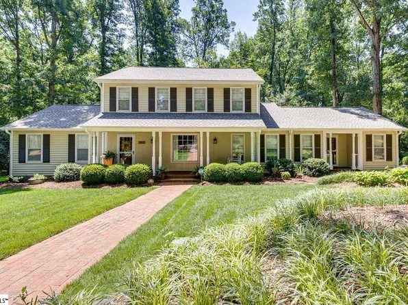 302 Sagramore Ln, Simpsonville, SC 29681