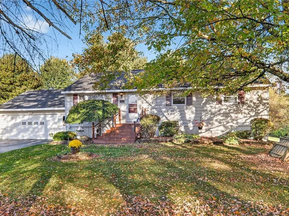3278 Gracie Rd, Cortland, NY 13045