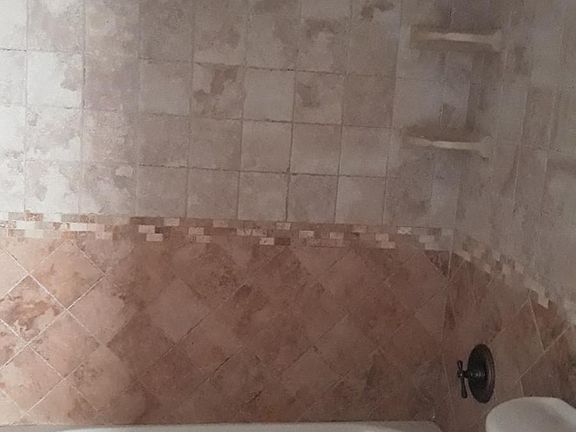 2nd image of 568 Ramona Ave