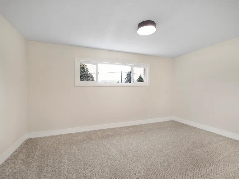 210 N 1st St #1 — Photo 8