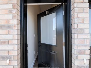 24254 Winter Line Rd #2B, Chatham Kent, ON N0P 1Z0