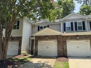 4705 Lawhorn St, Raleigh, NC 27606