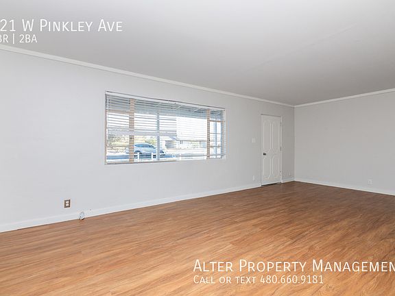 3rd image of 721 W Pinkley Ave