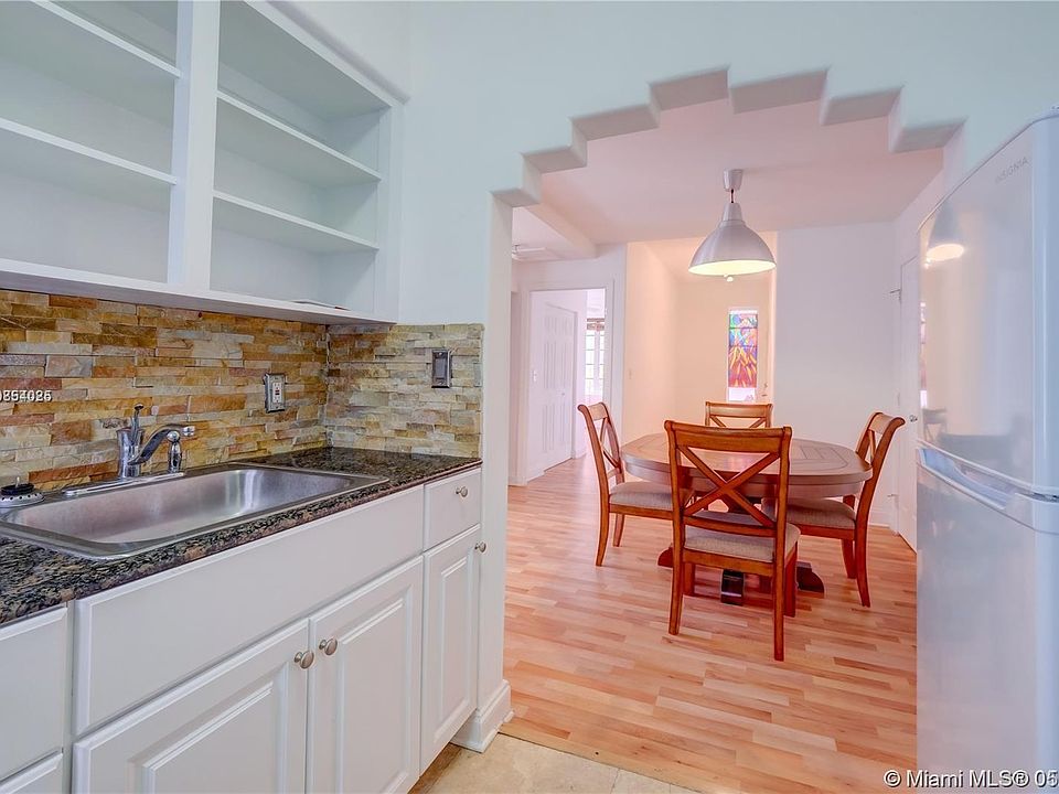 1st image of 1229 Euclid Ave APT 10