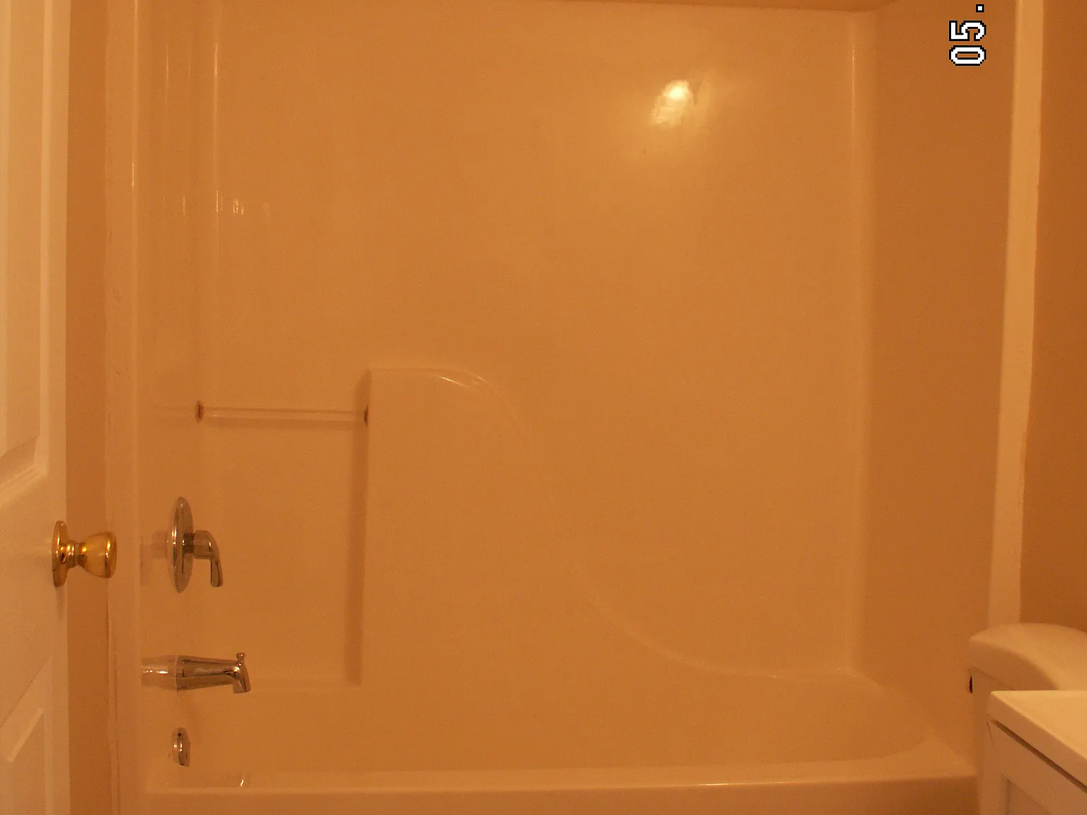 2 bed, 1.5 bath, 996 sqft, $1,400 — Photo 2