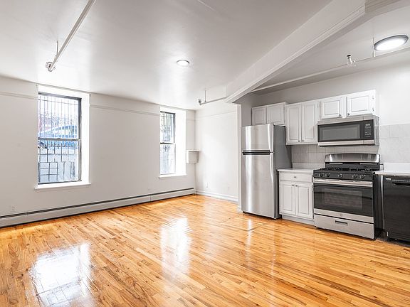 4th image of 523 W 160th St