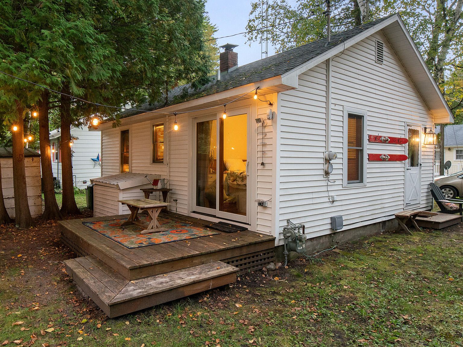 6323 Arthur St, Indian River, MI 49749 Zillow