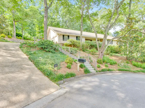 1119 Mountain Ter, Lookout Mountain, GA 30750