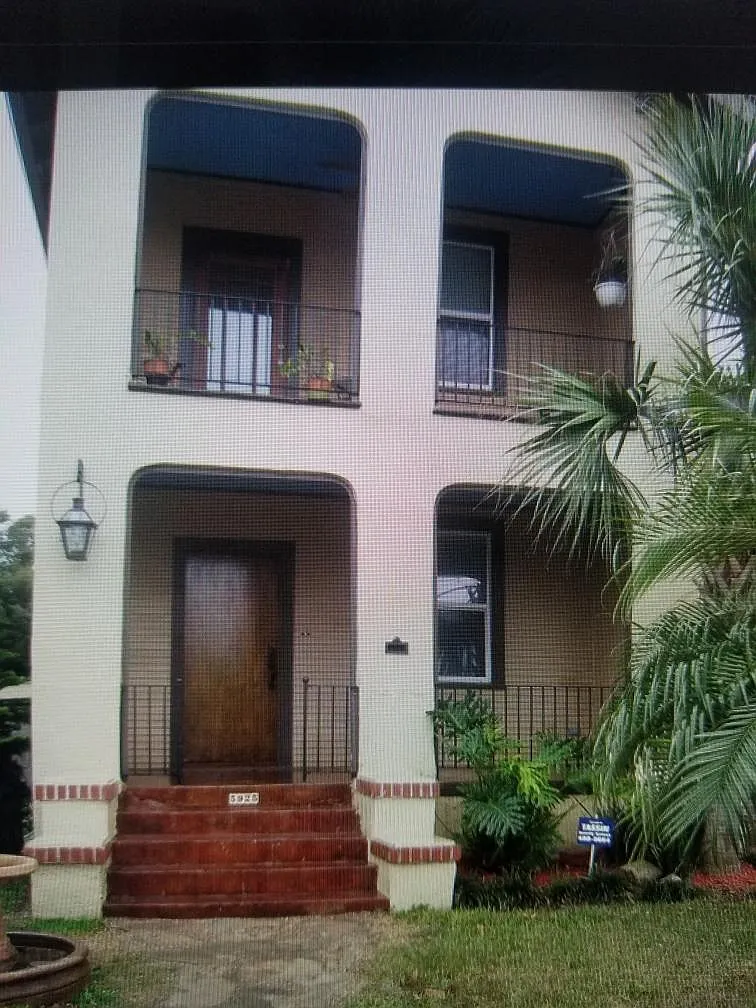 Building Photo - 5923 Catina St