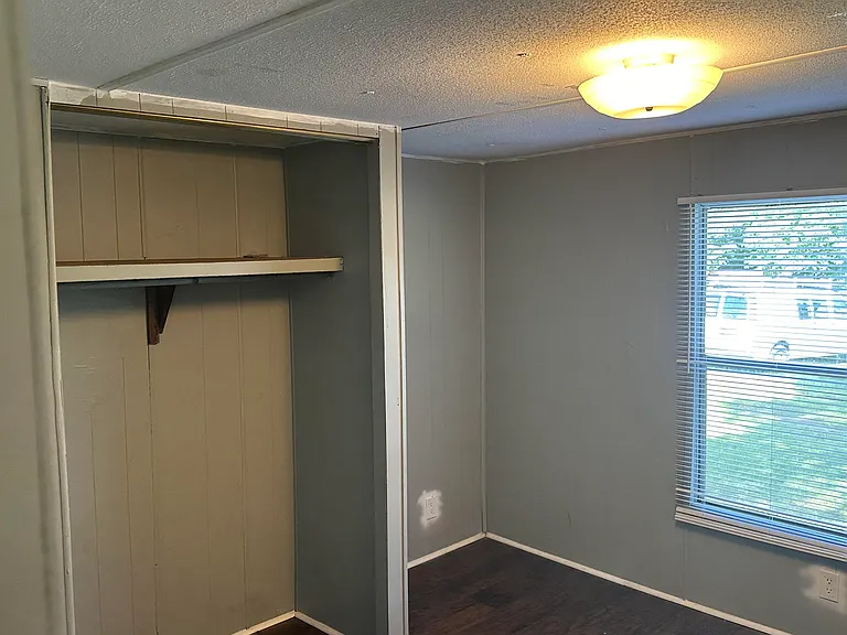 424 Dorley Dr — Photo 9