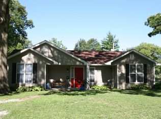 311 N 6th St, Mascoutah, IL