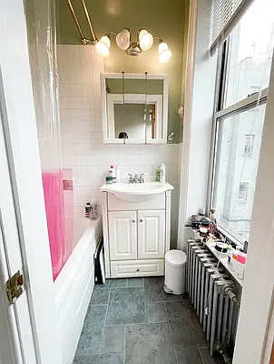 Rented by Ulas Real Estates Inc | media 8