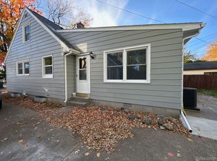 839 E Greenlawn Ave, Lansing, MI