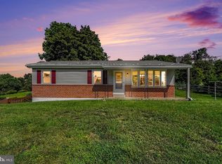 14 Rue Dr, Newport, PA 17074