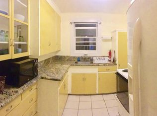 1916 Manoa Rd #D, Honolulu, HI 96822