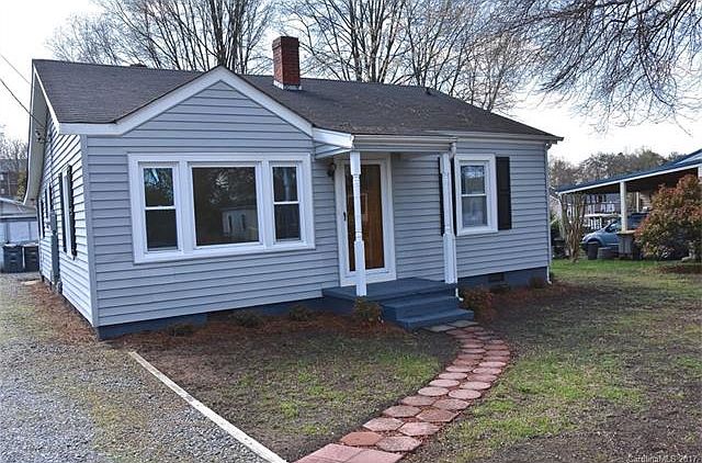 1st image of 1004 Skyway Dr