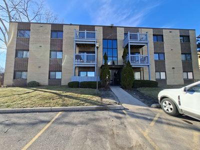 664 Pinecrest Dr APT 302, Prospect Heights, IL, 60070