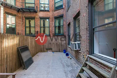 Rented by Wave Real Estate Group