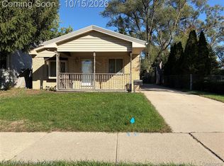 5625 Polk St, Dearborn Heights, MI 48125
