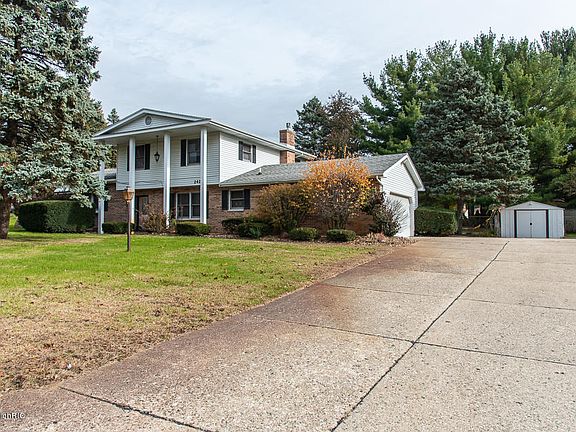 2nd image of 242 Parkshore Dr