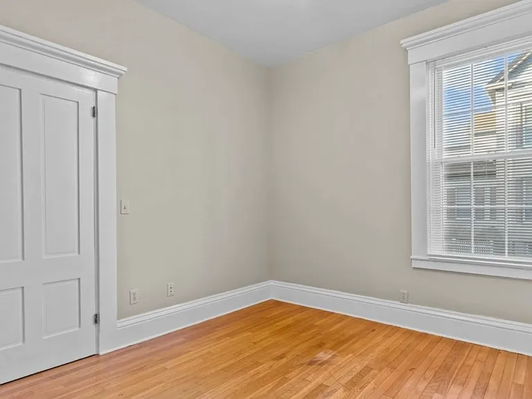 65 Chestnut St #1 — Photo 11