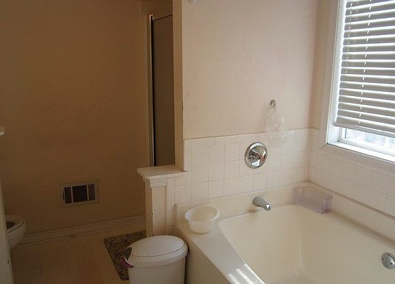 5th image of 2790 Maple Vista Ln