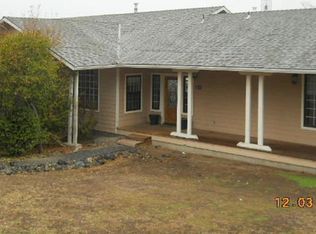 21184 Rocky Hill Dr, Exeter, CA 93221