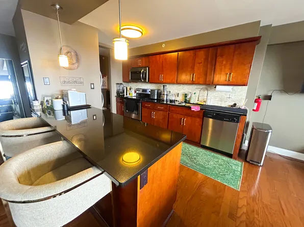 (undisclosed Address), East Orange, NJ 07017