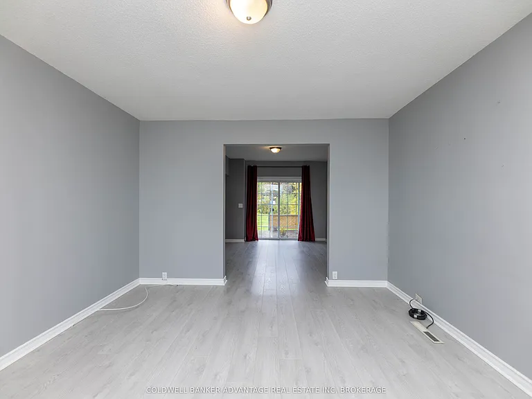 19 Duncan St — Photo 13