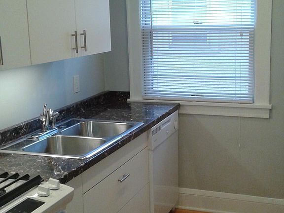 5th image of 4609 28th Ave S APT 3