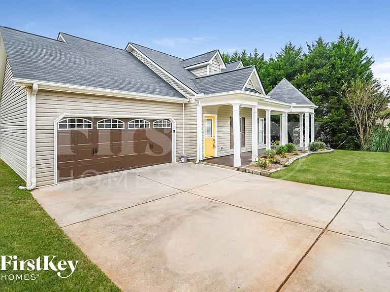 8610 Taybrook Dr — Photo 2