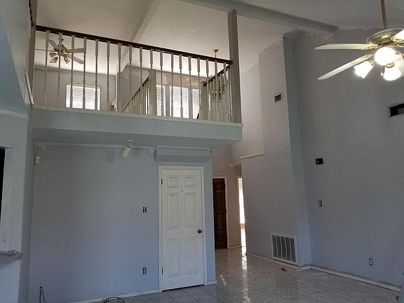 3rd image of 6605 Bent Trail Dr