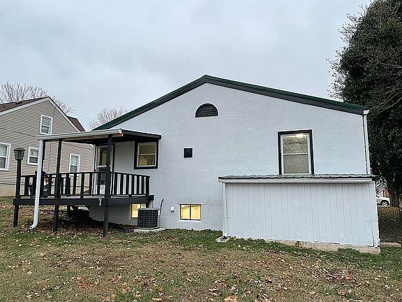 3rd image of 121 N Highland Ave