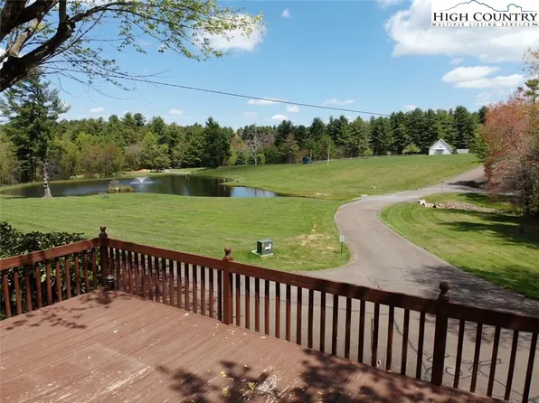 64 Red Maple Court, Ennice, NC 28623