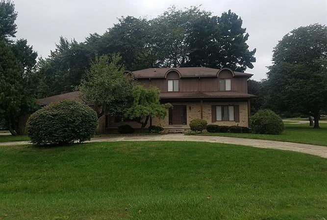 1st image of 1207 Woodkrest Dr