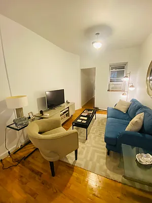 Rented by Bond New York | media 3