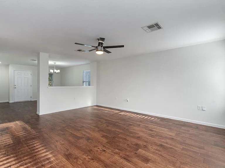 3516 Sand Dunes Ave — Photo 7
