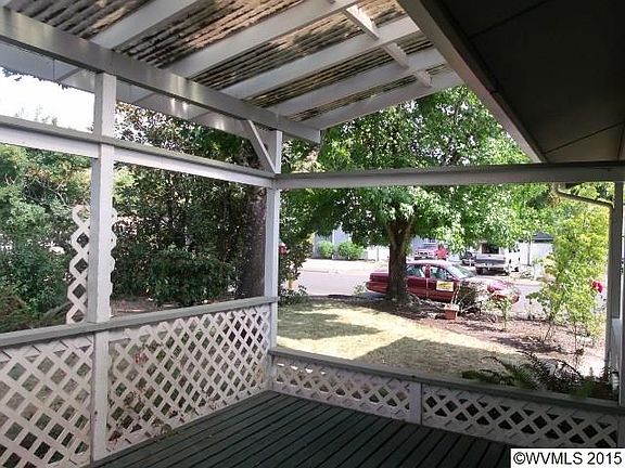 3rd image of 2735 Newton St