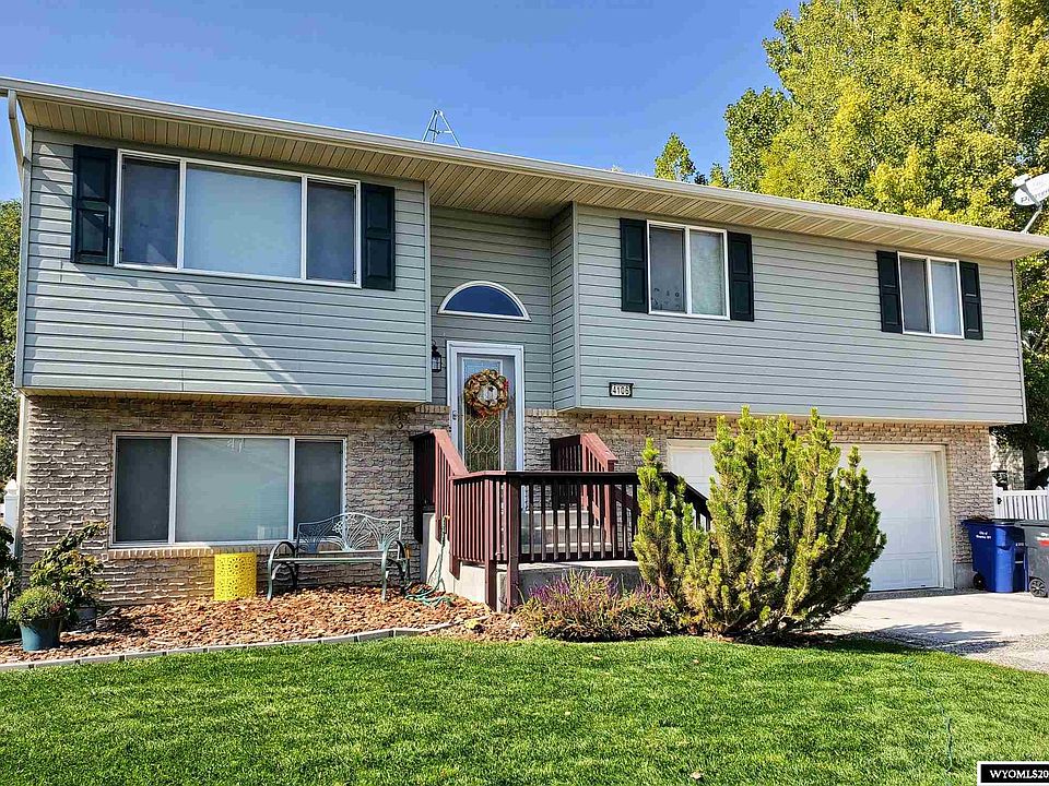 1st image of 4106 Saint Andrews Pl