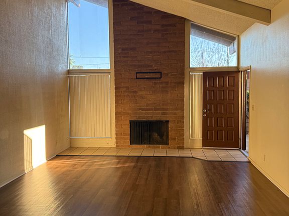 2nd image of 1011 E Ashlan Ave #937B