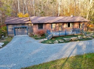 313 S Sterling Rd, South Sterling, PA 18460