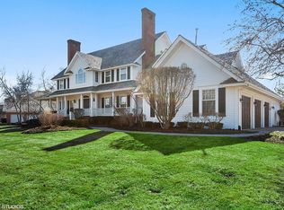 1235 W Golf Rd, Libertyville, IL 60048