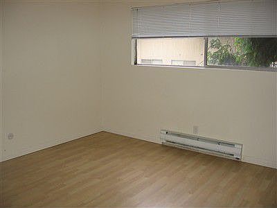 5th image of 319 102nd Ave SE APT 13