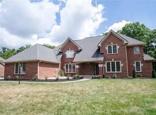 10465 Tremont Ln, Fishers, IN 46037