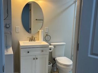 3535 Eagle Ridge Dr, Woodbridge, VA 22191