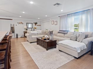 56 Cuyahoga Rd, Lake Worth, FL 33467