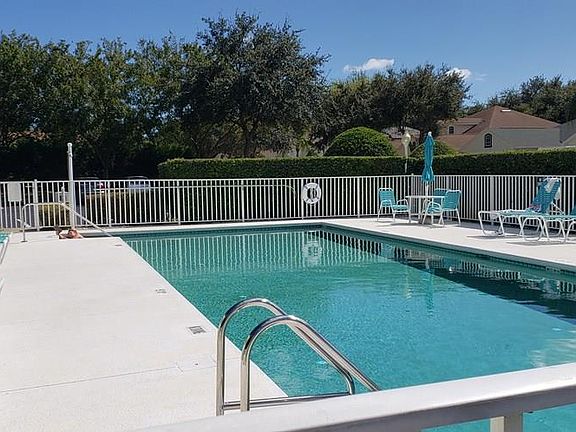 3rd image of 3508 Middlemore Ln
