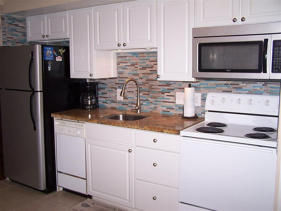 1st image of 12900 Walden Rd APT 411