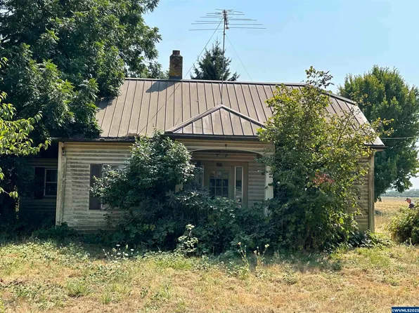7082 Hazelgreen Rd NE, Salem, OR 97305