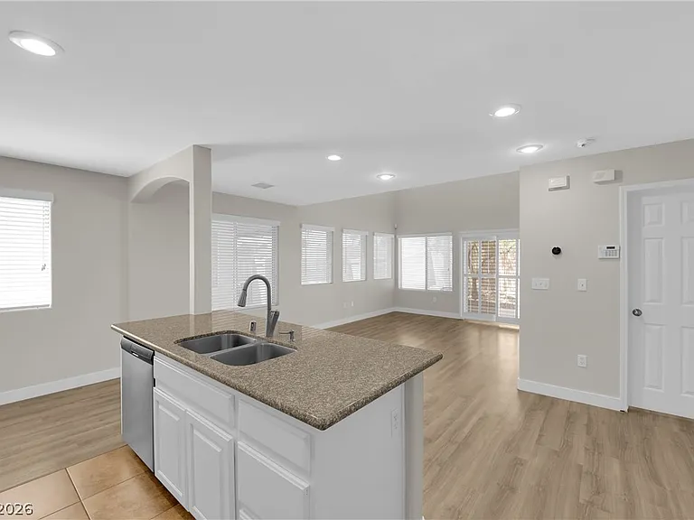 9071 Secret Valley St — Photo 8